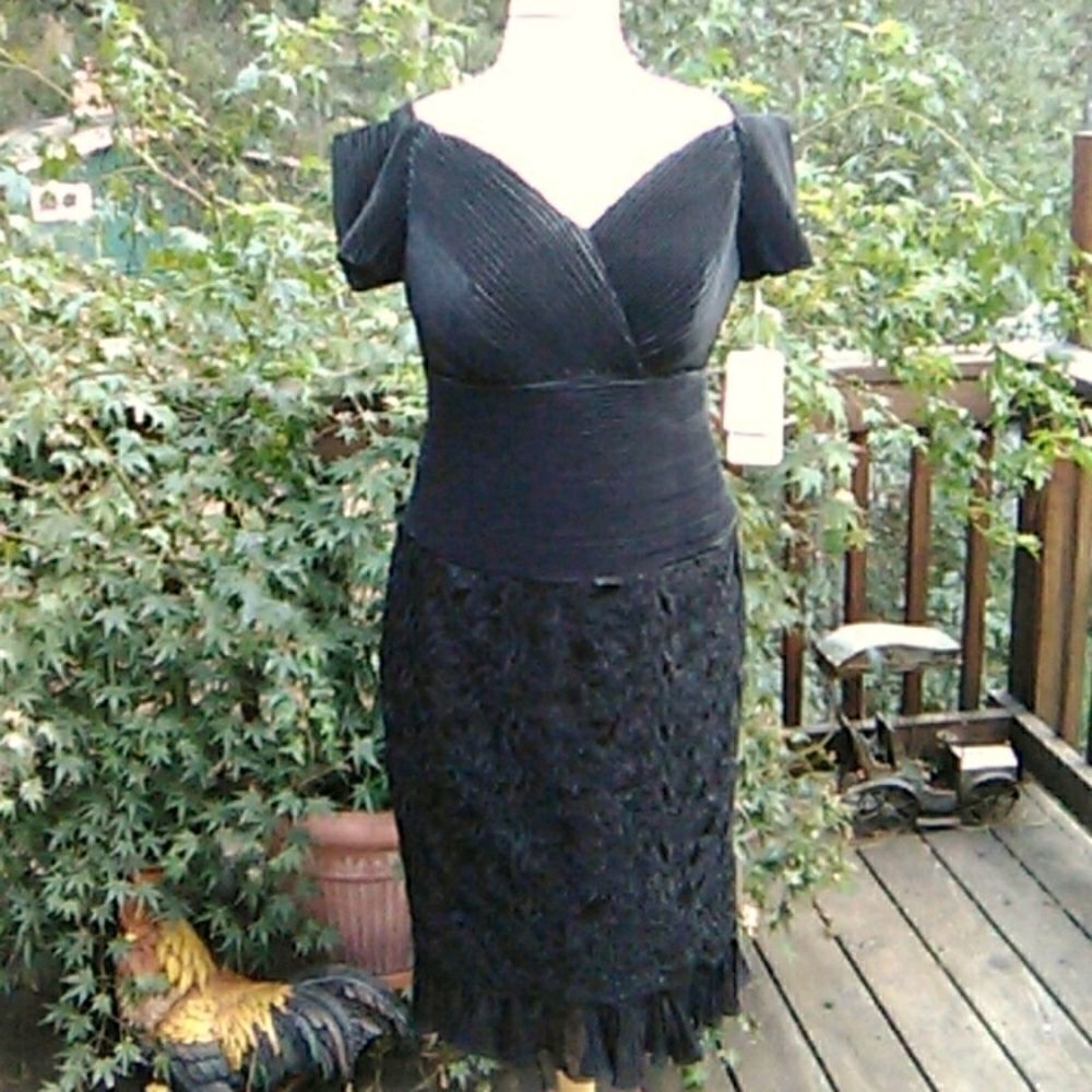 NWT JJ's House Off Shoulder Pencil Evening Dress